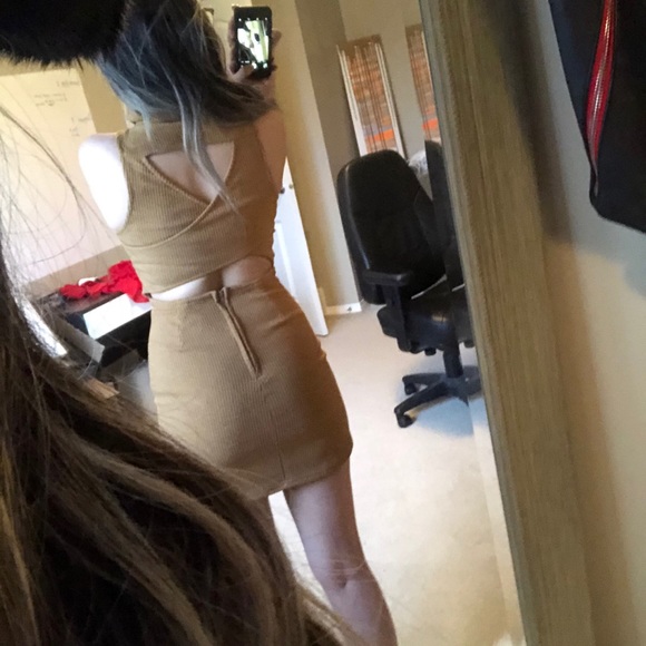 Gorgeous dress - Picture 5 of 6